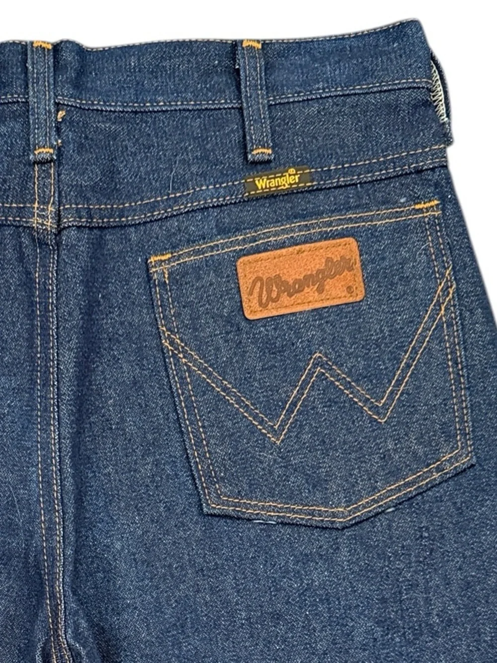 VTG Wrangler 945DEN USA Regular Fit Bootcut Cowboy Jean Blue 32x32 (Fits 30x31)